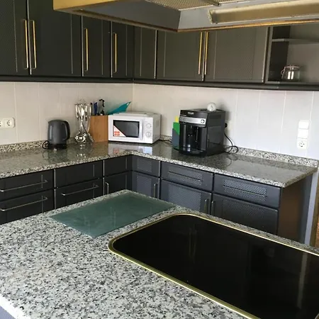 Apartament Mit Grand Terasse להר