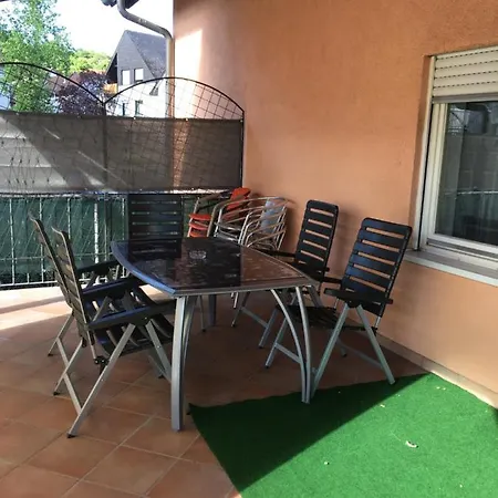 Apartament Mit Grand Terasse דירה *